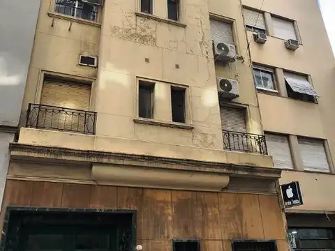 Montevideo 100, Piso 6