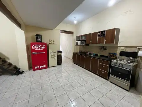 VENTA CASA REFACIONADA A AMTS DE ALEM Y BULNES