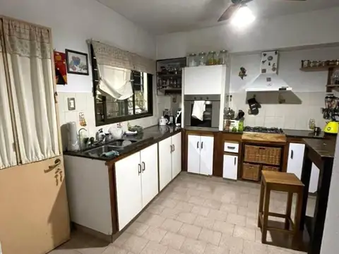 Depto Tipo Casa en Venta 40 años