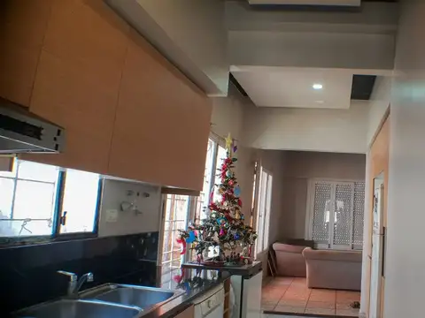 casa venta 4 ambientes doble coch patio San Andres