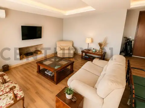 Casa 6 ambientes con 3 baños