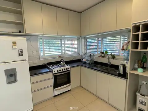 Casa 3 ambientes con 2 baños