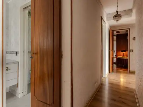 Avenida Bartolomé Mitre 1800