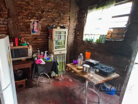 Casa 3 ambientes con 1 baño