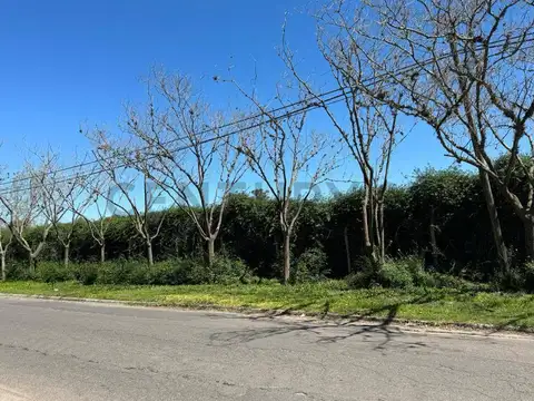 Única fracción a la venta en zona Highland Park, Del Viso. Ideal desarrollo inmobiliario