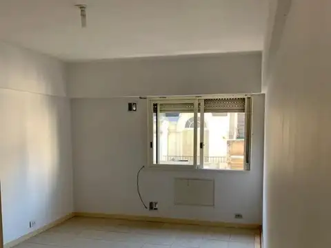 Venta Monoambiente a metros del congreso, financiamos.