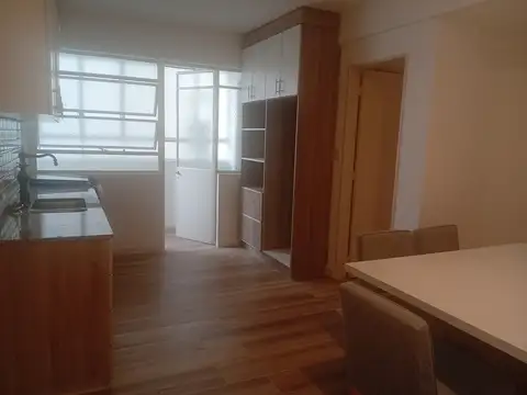 Semipiso de revista, como a estrenar 
