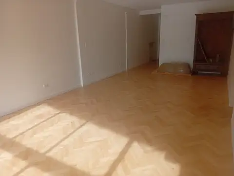 Departamento en Alquiler de 3 dormitorios