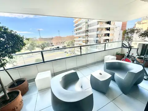 Departamento 6 ambientes con 4 baños