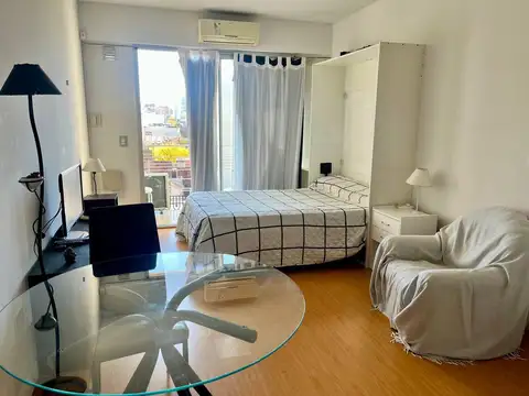 Departamento en Alquiler Temporal en Colegiales, USD 650