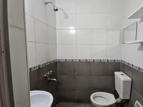 Casa en Alquiler en Ituzaingo, $ 800.000