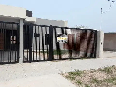 SE VENDE ZONA NORTE Casa 2 DORMITORIOS