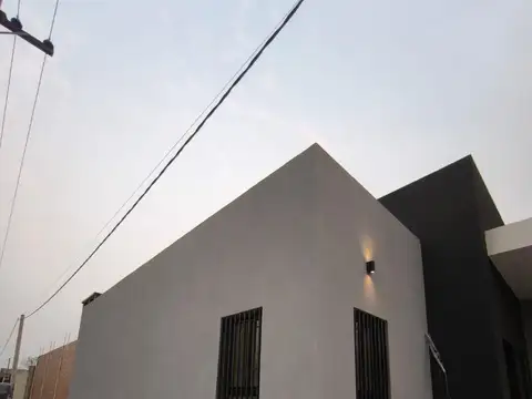 SE VENDE ZONA NORTE Casa 2 DORMITORIOS