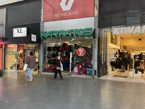 Cabildo y Pampa zona marcas Local 3,50 x 18 metros entrepiso