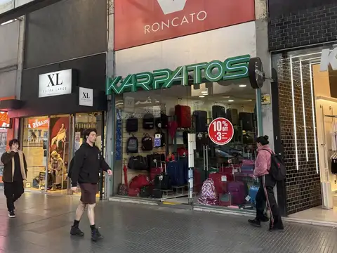 Cabildo y Pampa zona marcas Local 3,50 x 18 metros entrepiso
