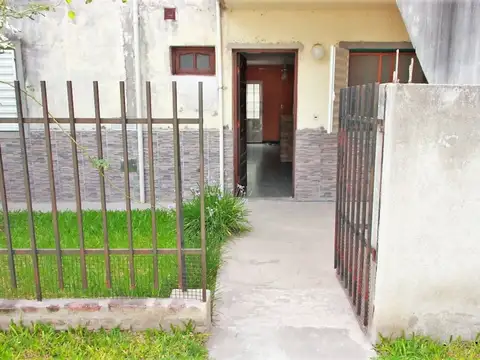 Departamento 4 ambientes con 1 baño