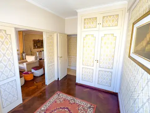 Departamento en Venta de 6 ambientes