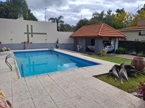 Hermosa casa barrio Santa Rita 