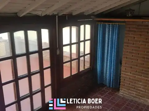 Depto Tipo Casa en Alquiler de 3 ambientes