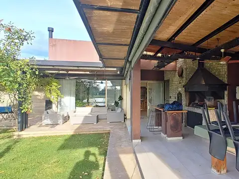 Av del Lago al 2700