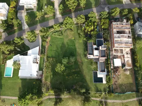 Casa en Puerto Roldan