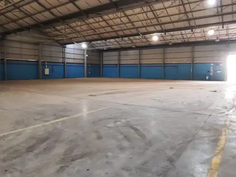 Galpon en Venta en Campana, USD 1.990.000