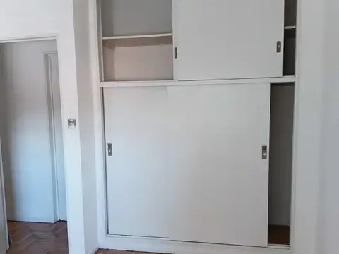 Departamento en Alquiler en Parque Patricios, $ 600.000