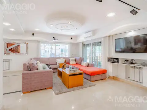 Casa 7 ambientes con 6 baños