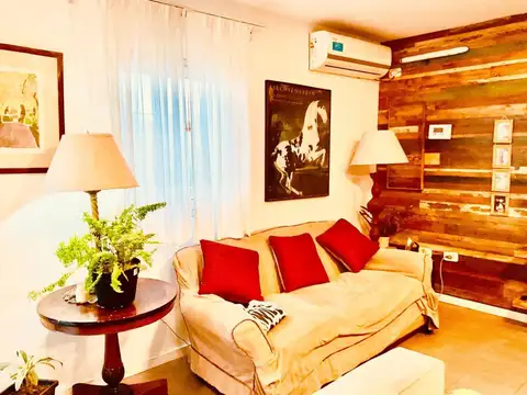 CASA EN VENTA AMUEBLADA EN SAN VICENTE CENTRO