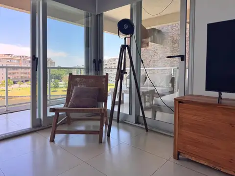 Av. del Golf  al 600