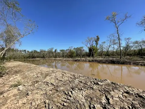 Venta 3 Lotes Canal Privado Arroyo Arroyon
