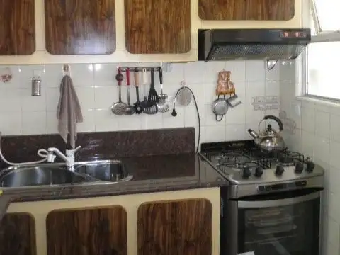 Departamento 4 ambientes con 2 baños