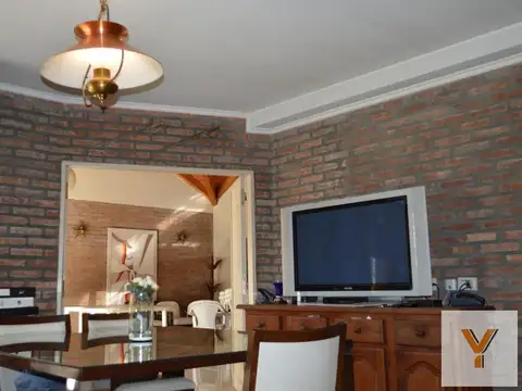Casa en Venta en Cipolletti, USD 680.000