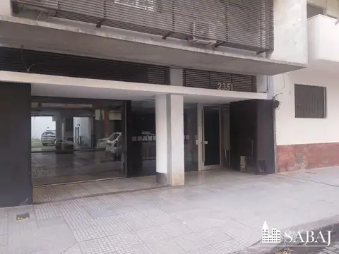 Zapiola 2300, Piso 4