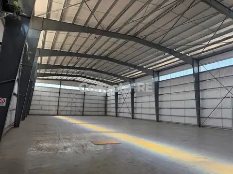 Depósito 1080 m² en Alquiler dentro de Parque Industrial en San Martin