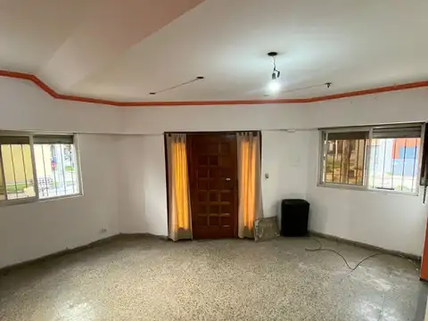 Vivienda Multifamiliar en  Lanus Este 