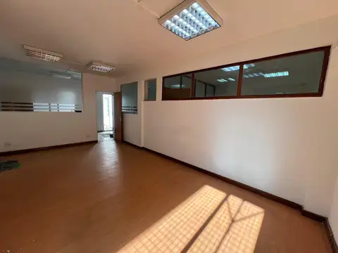 Oficina en Alquiler en Martínez Vías / Santa Fe, $ 800.000