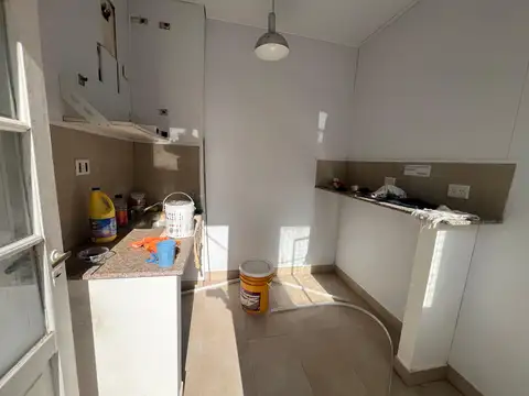 Oficina en Alquiler al Este
