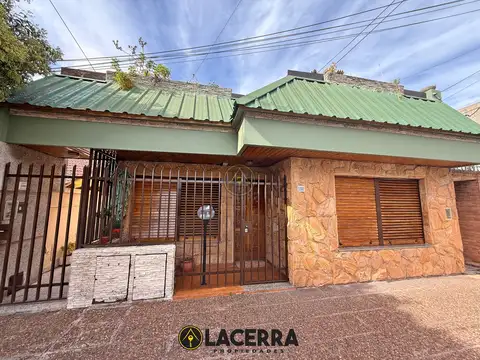 Libertad al 5900