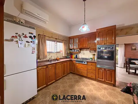 Libertad al 5900