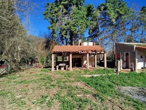 Lote con Casa a Refaccionar - Barrio La Comarca - Exaltacion de la Cruz