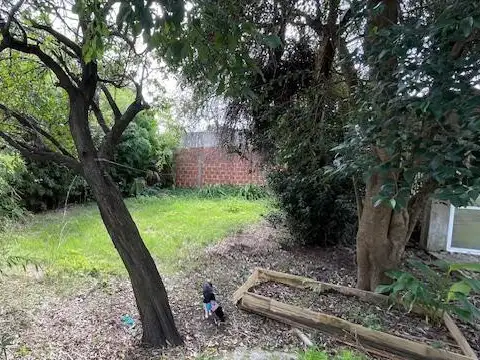 CASA EN VENTA PILAR 3 AMBIENTES DOBLE LOTE