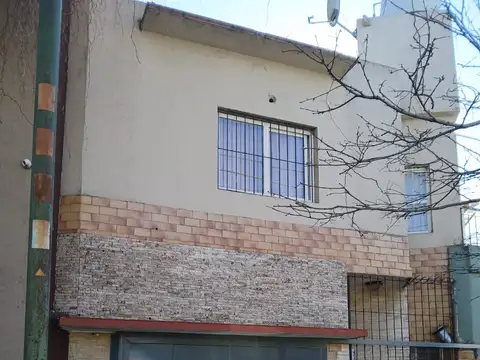 Casa en Alquiler en Floresta Sur, $ 1.000.000