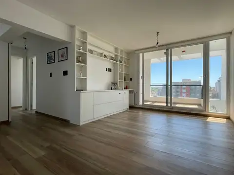 Rivadavia 15700, Piso 7°