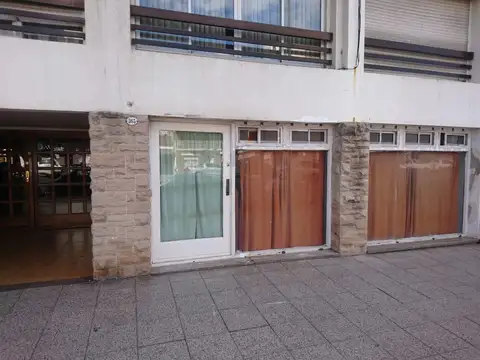Local en Alquiler en La Perla Norte, $ 1.500.000