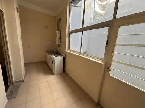 Depto Tipo Casa en Alquiler de 2 ambientes