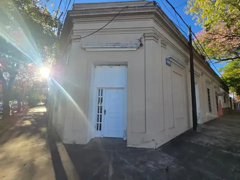 Rivadavia 300