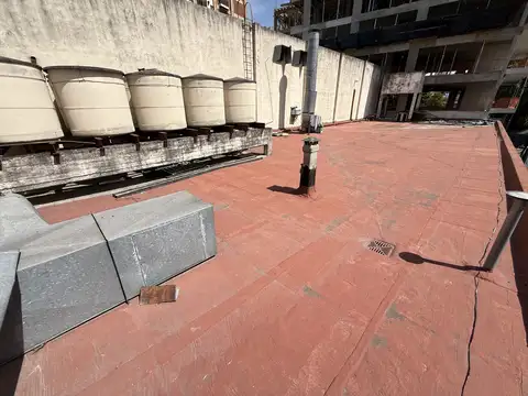 Deposito 560 Metros Mas Terraza para Ampliar 250, a metros de Av. Cordoba, OPORTUNIDAD