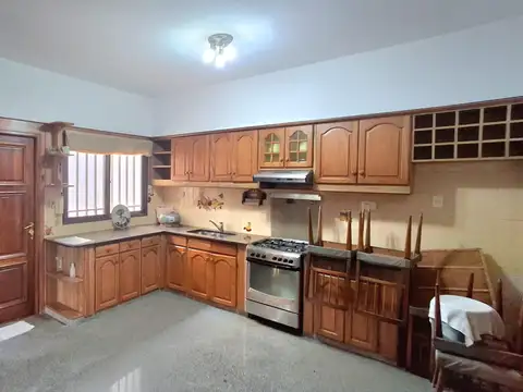 Casa 3 ambientes con 2 baños