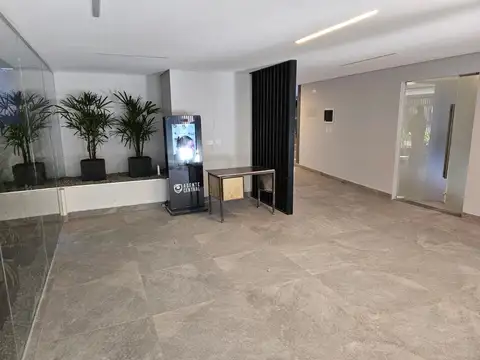 General Enrique Martínez 800, Piso 2